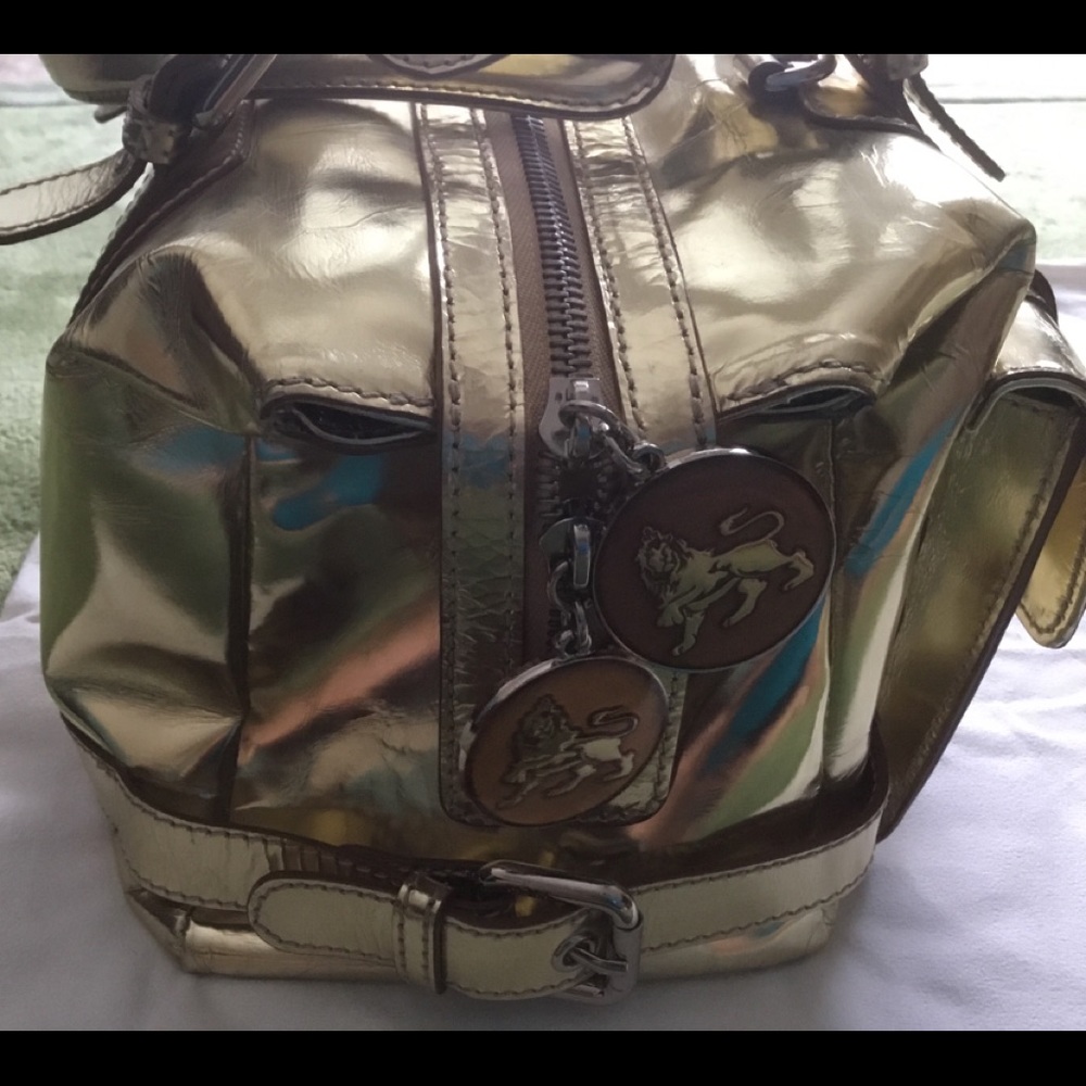 SOLD ☄️💯 MCM Gold Satchel EC Like New🔥 - Picture 2 of 8